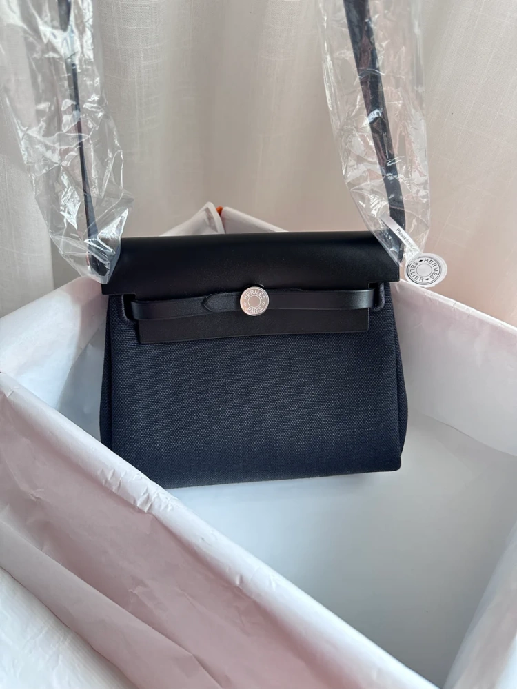 MINI HERBAG Black PHW